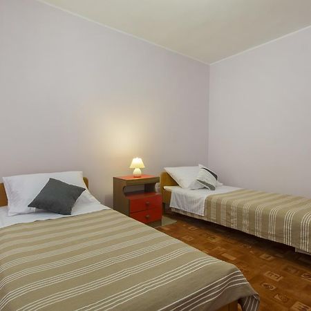 Bulat Sea View Apartments شيبينيك المظهر الخارجي الصورة