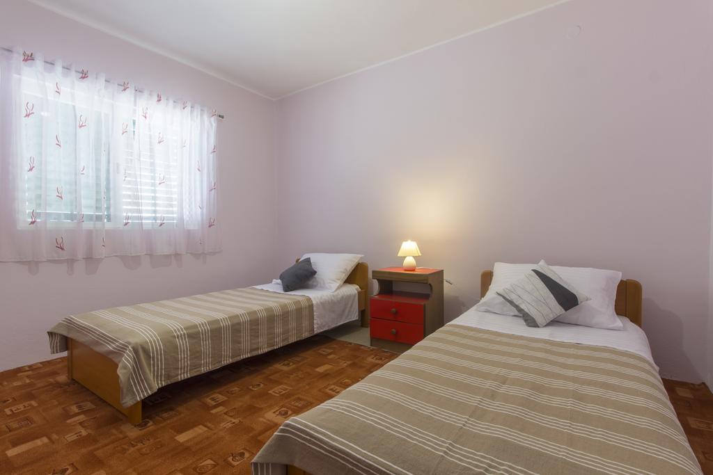 Bulat Sea View Apartments شيبينيك المظهر الخارجي الصورة