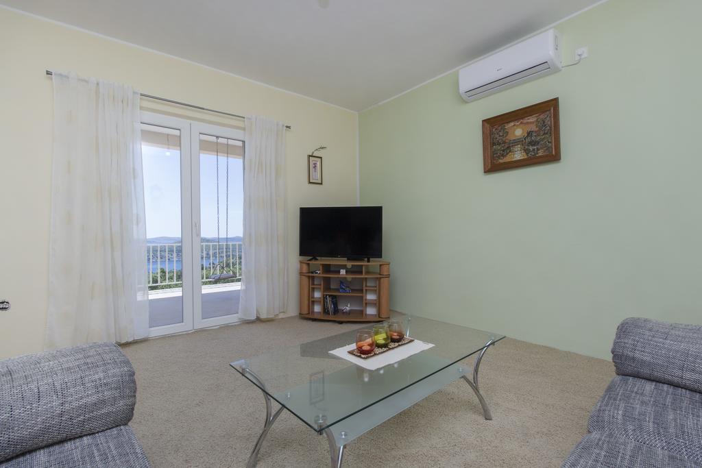 Bulat Sea View Apartments شيبينيك المظهر الخارجي الصورة