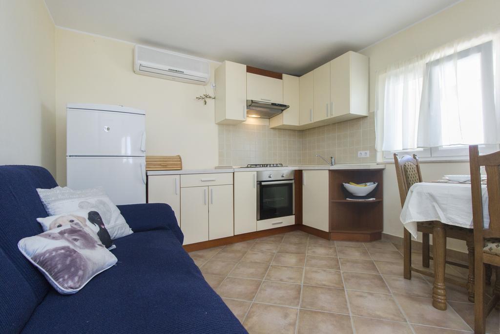 Bulat Sea View Apartments شيبينيك المظهر الخارجي الصورة