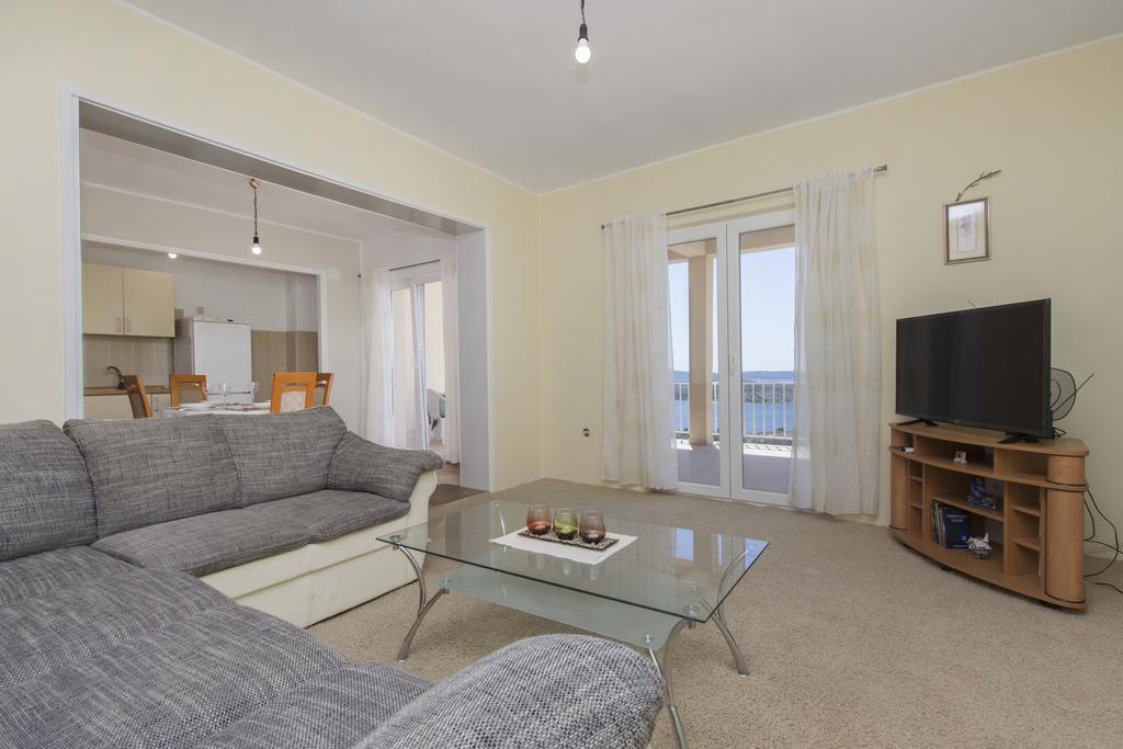 Bulat Sea View Apartments شيبينيك المظهر الخارجي الصورة